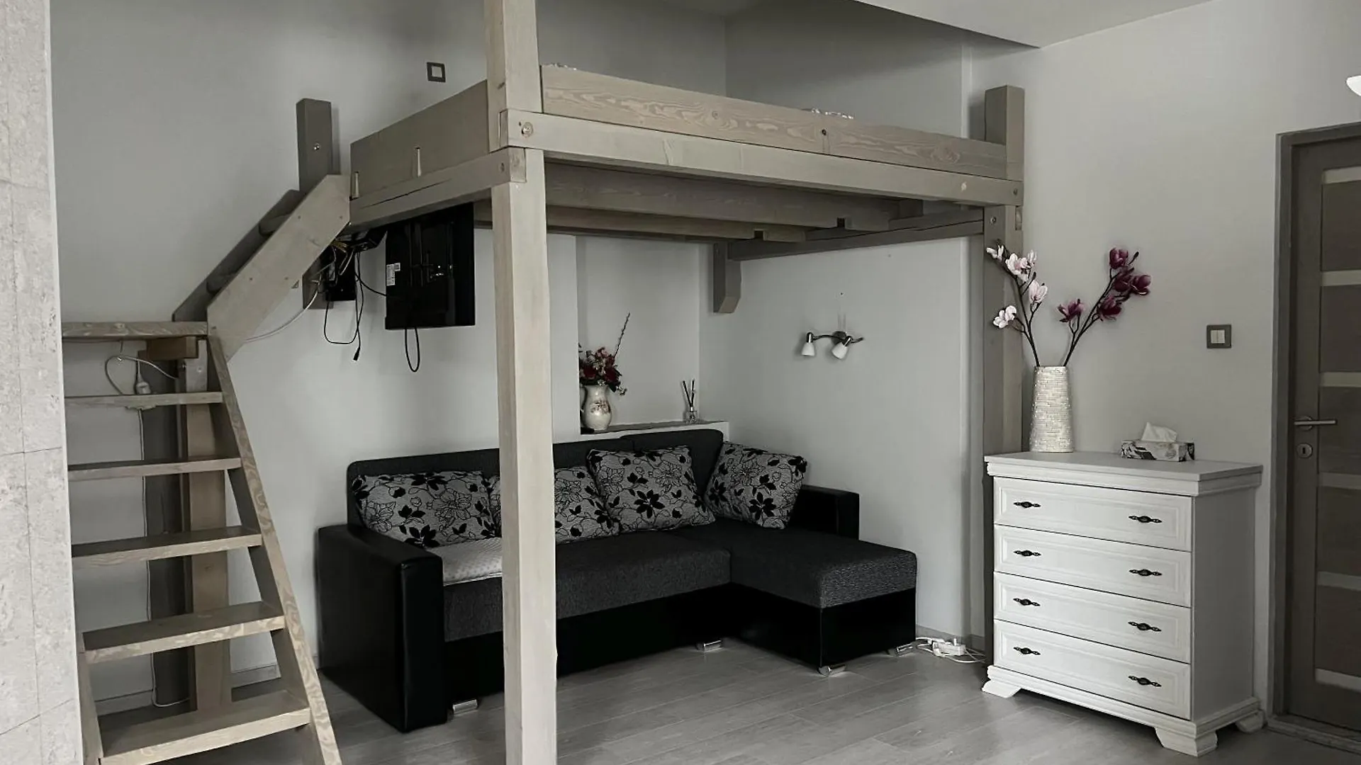 Blooming Sky Apartment Budapest